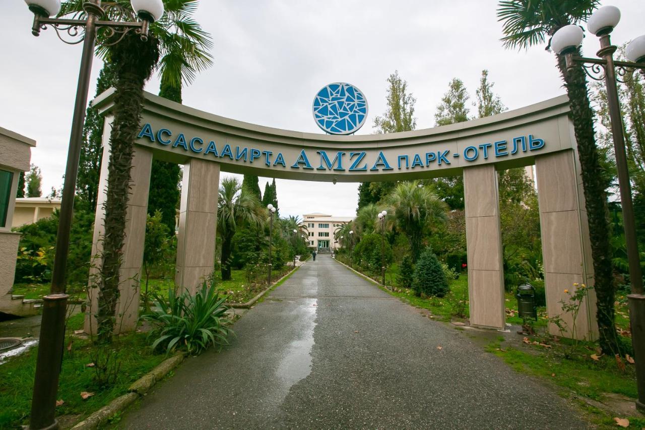 Amza Park Hotel Gagra Exteriör bild